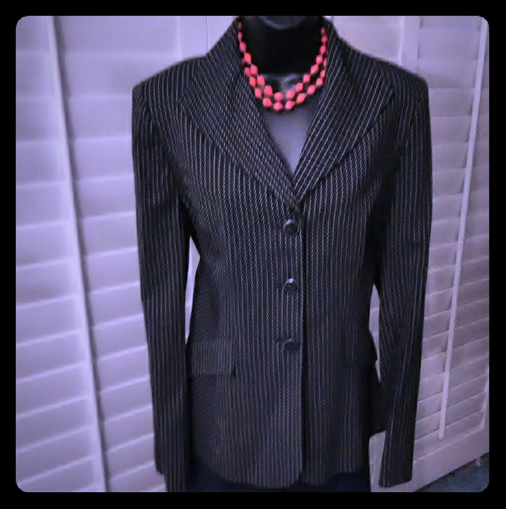🌟$45 Was $55  Ellen Tracy Blazer Size 10 NWT